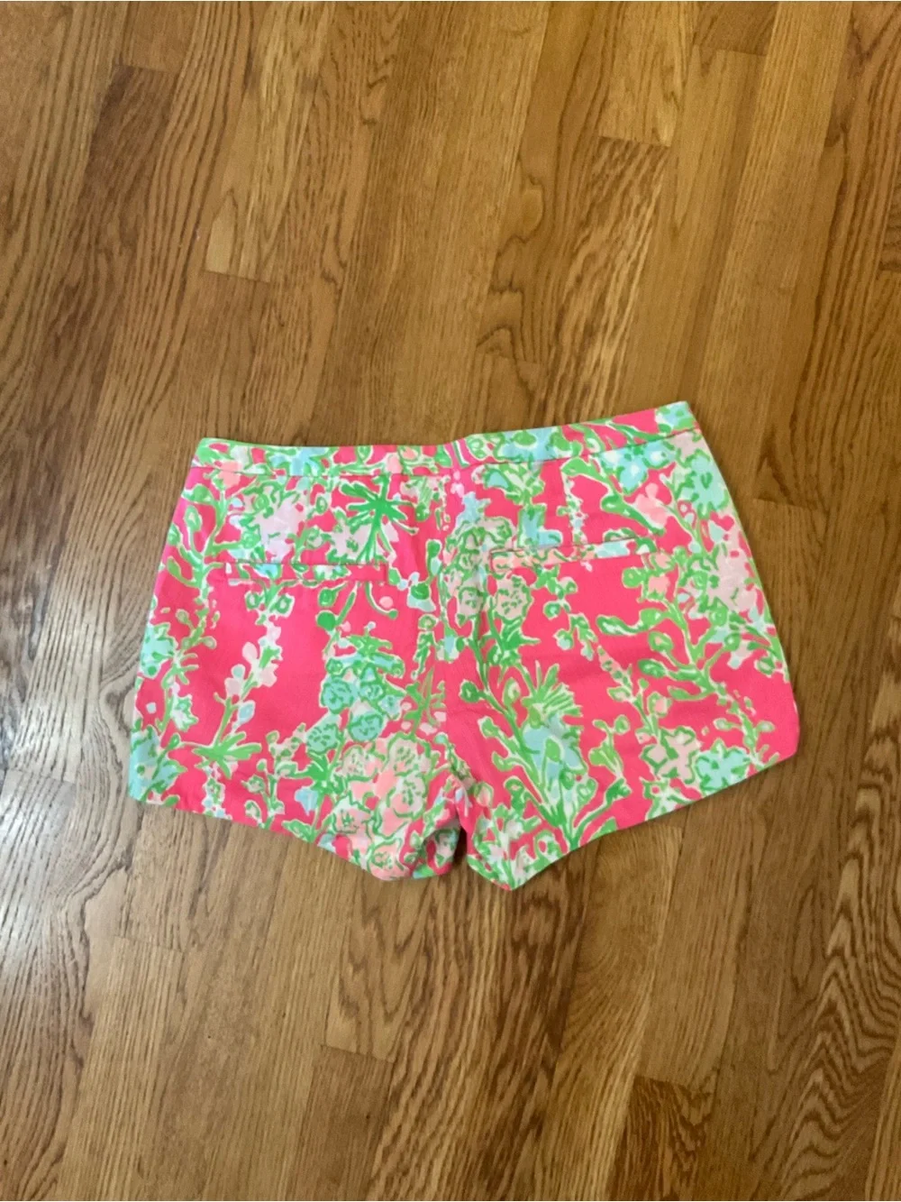 Lilly Pulitzer- Adie Southern Charm Pink & Lime Green Floral Shorts. Size 2